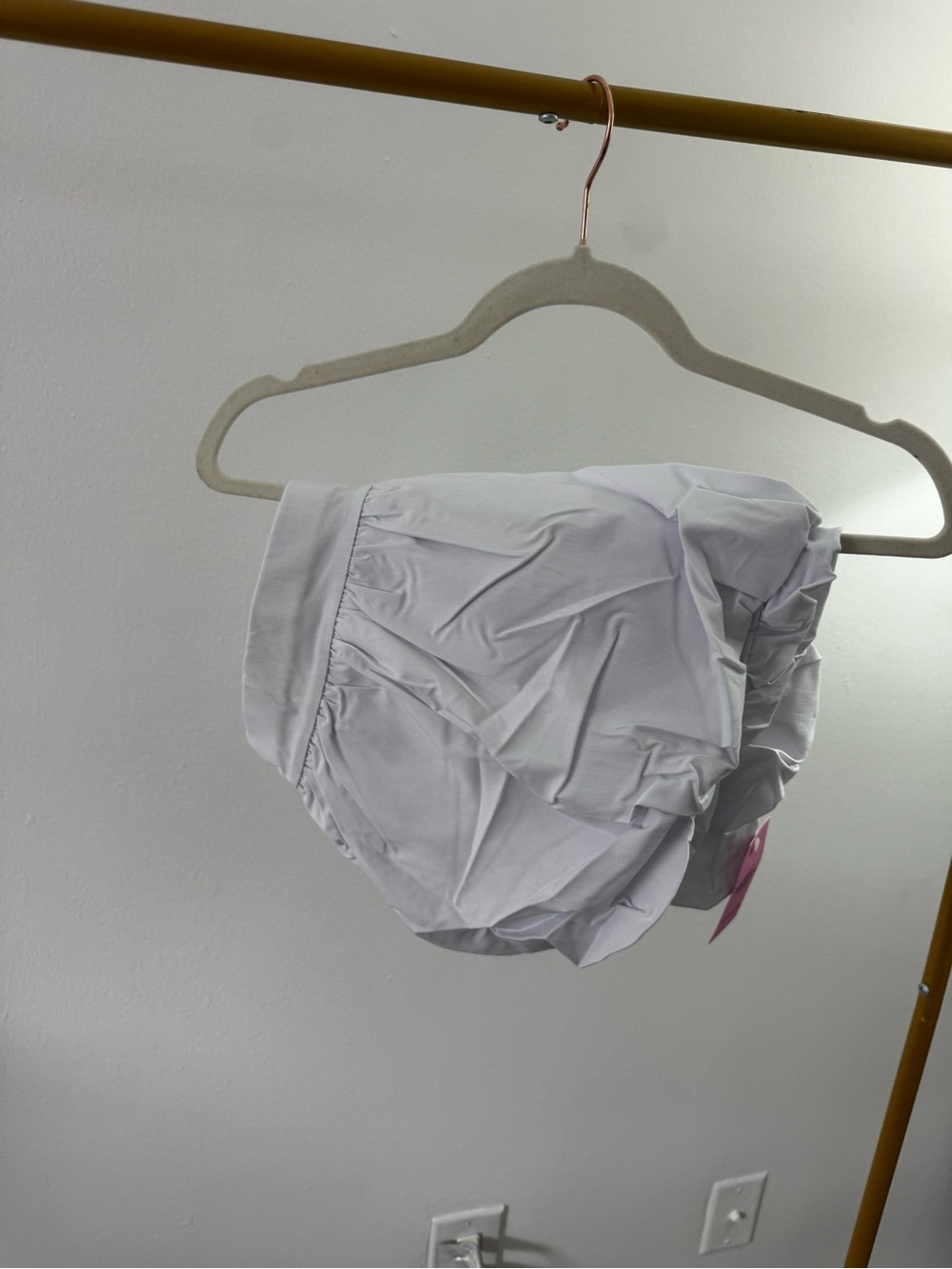 White Women’s Skirts
